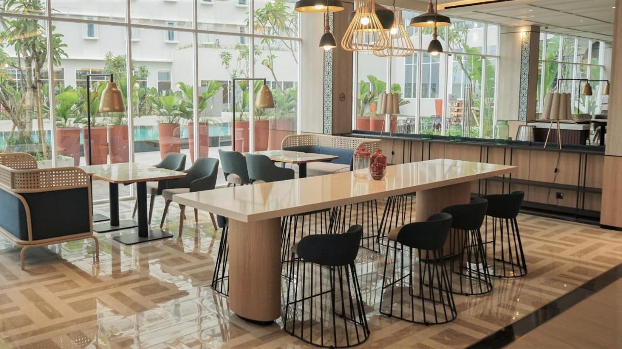 Mercure Samarinda Exterior foto